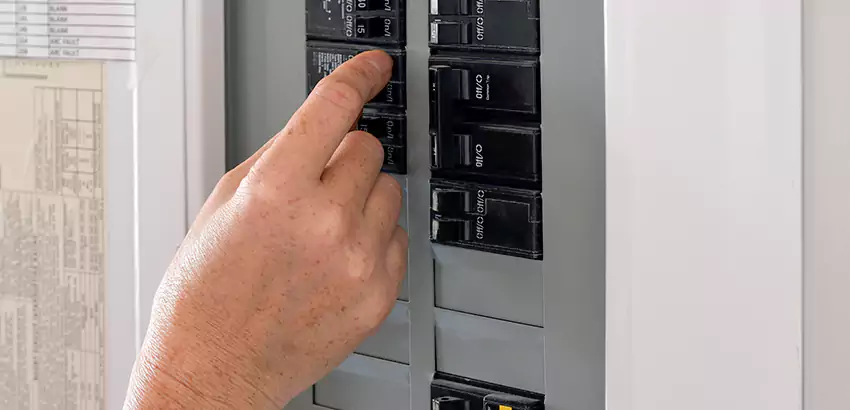 Meter-Mounted Transfer Switch Installation in Ames